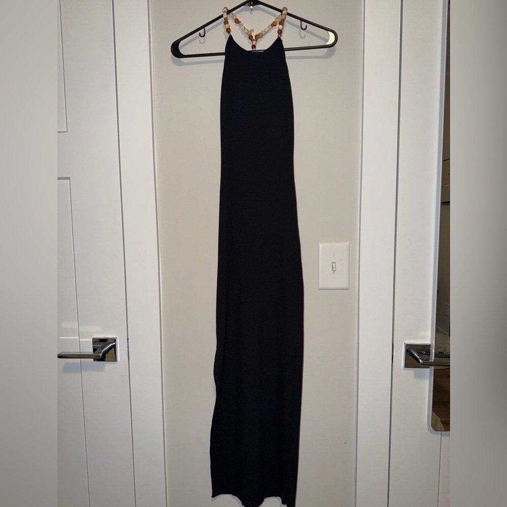 Astr Black Ribbed Halter Dress with Beaded Details and Side Slit - Picture 4 of 7